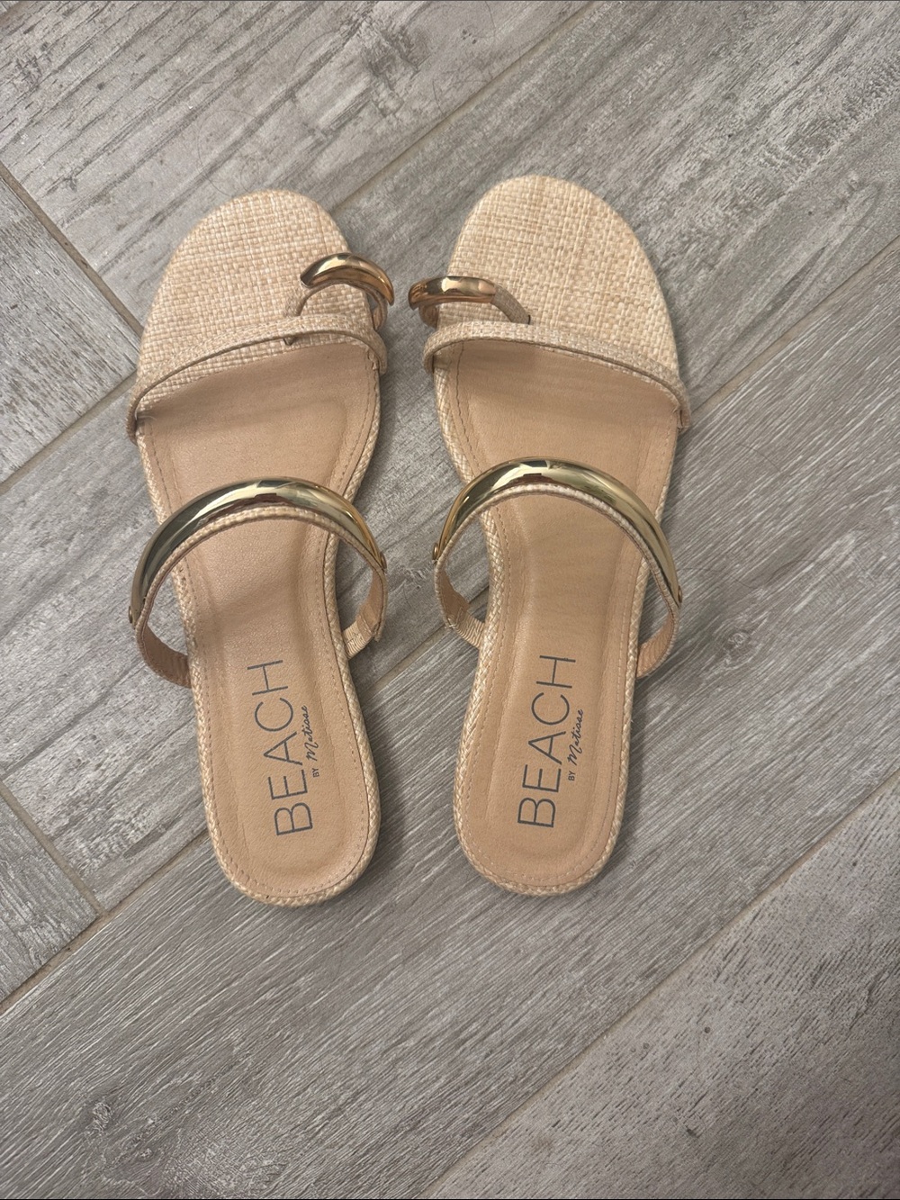 Beach by Matisse Tan Slide Sandals with Gold Accent